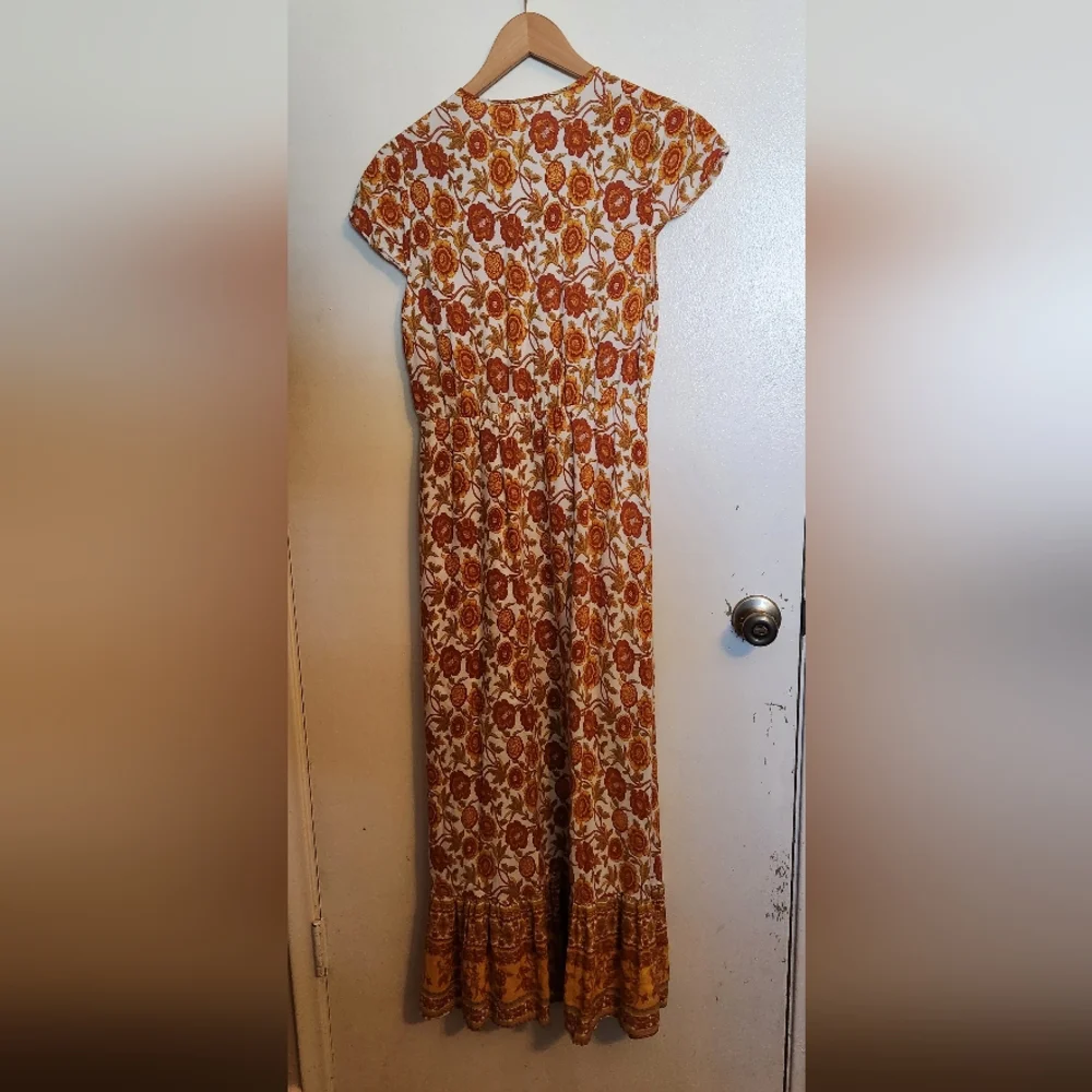 Floral Dress in Orange and Cream - Picture 5 of 5